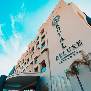 Hotel Royal G Deluxe, Shkallnur